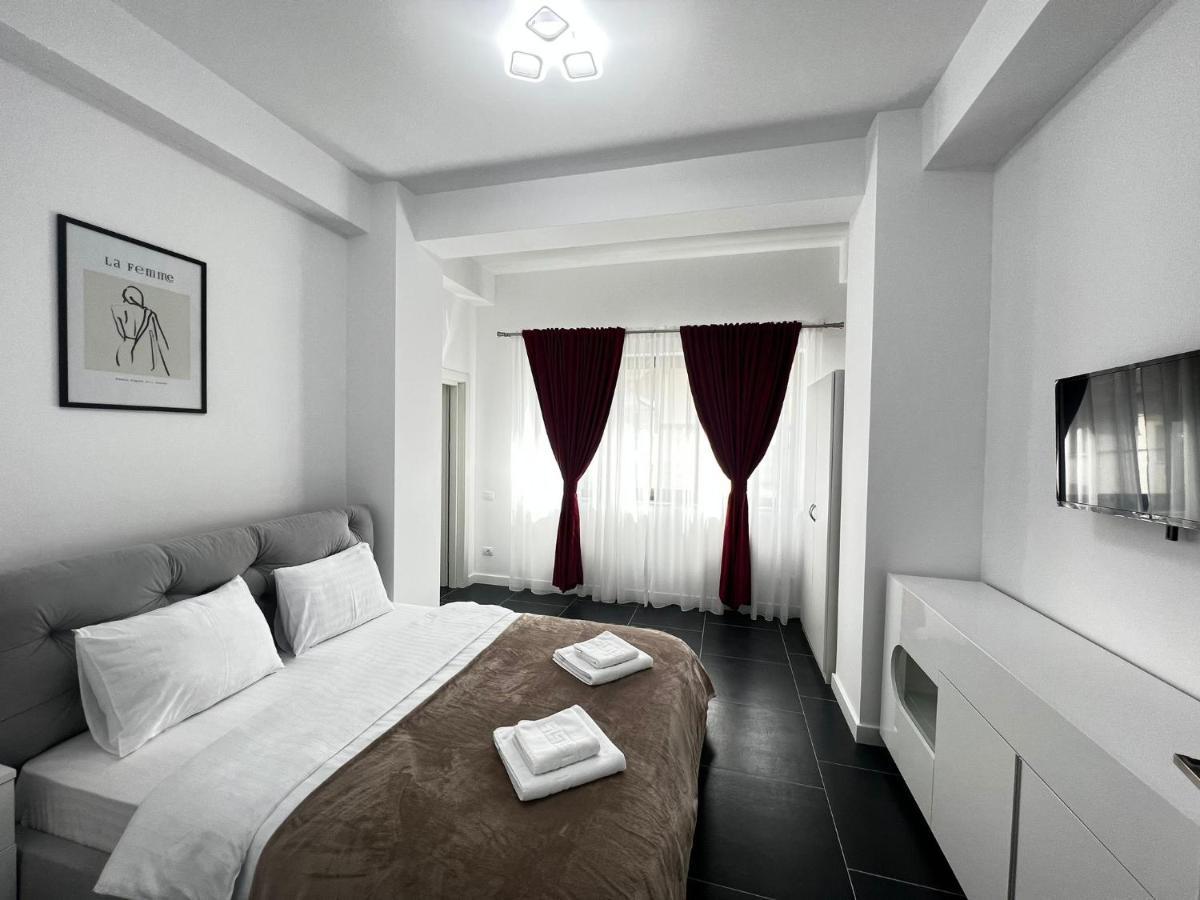 Cozy Aparthotel - Central City Suceava Esterno foto