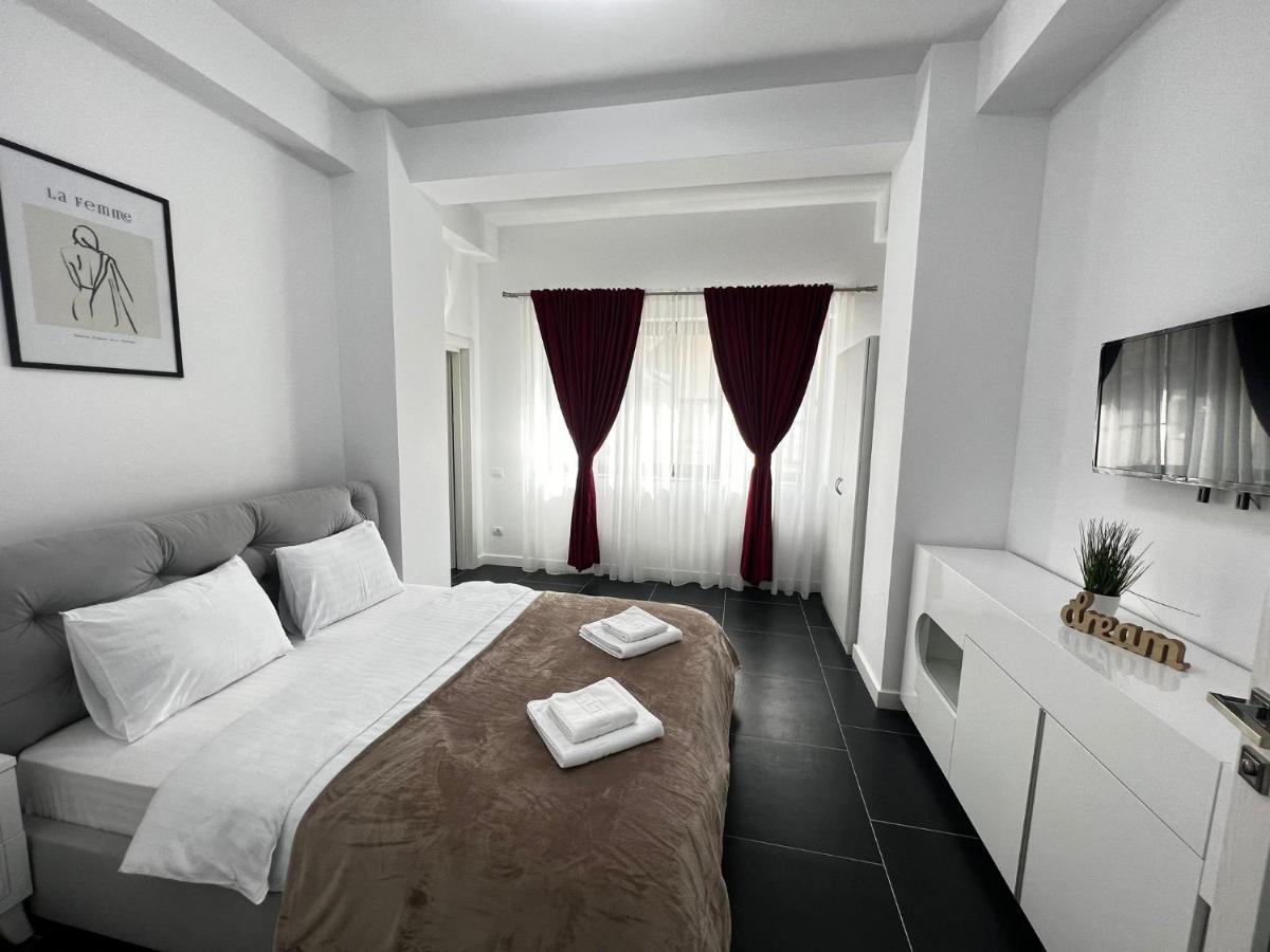 Cozy Aparthotel - Central City Suceava Esterno foto
