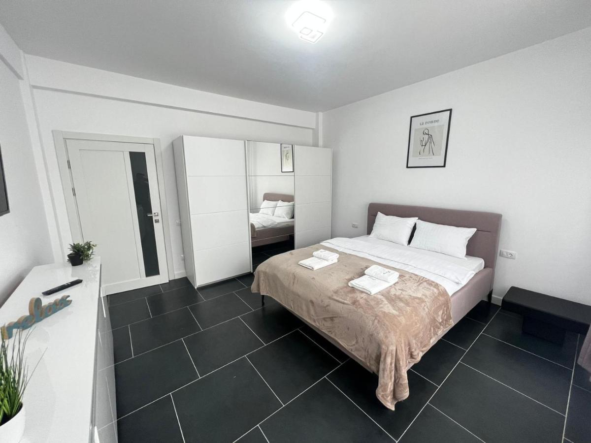 Cozy Aparthotel - Central City Suceava Esterno foto