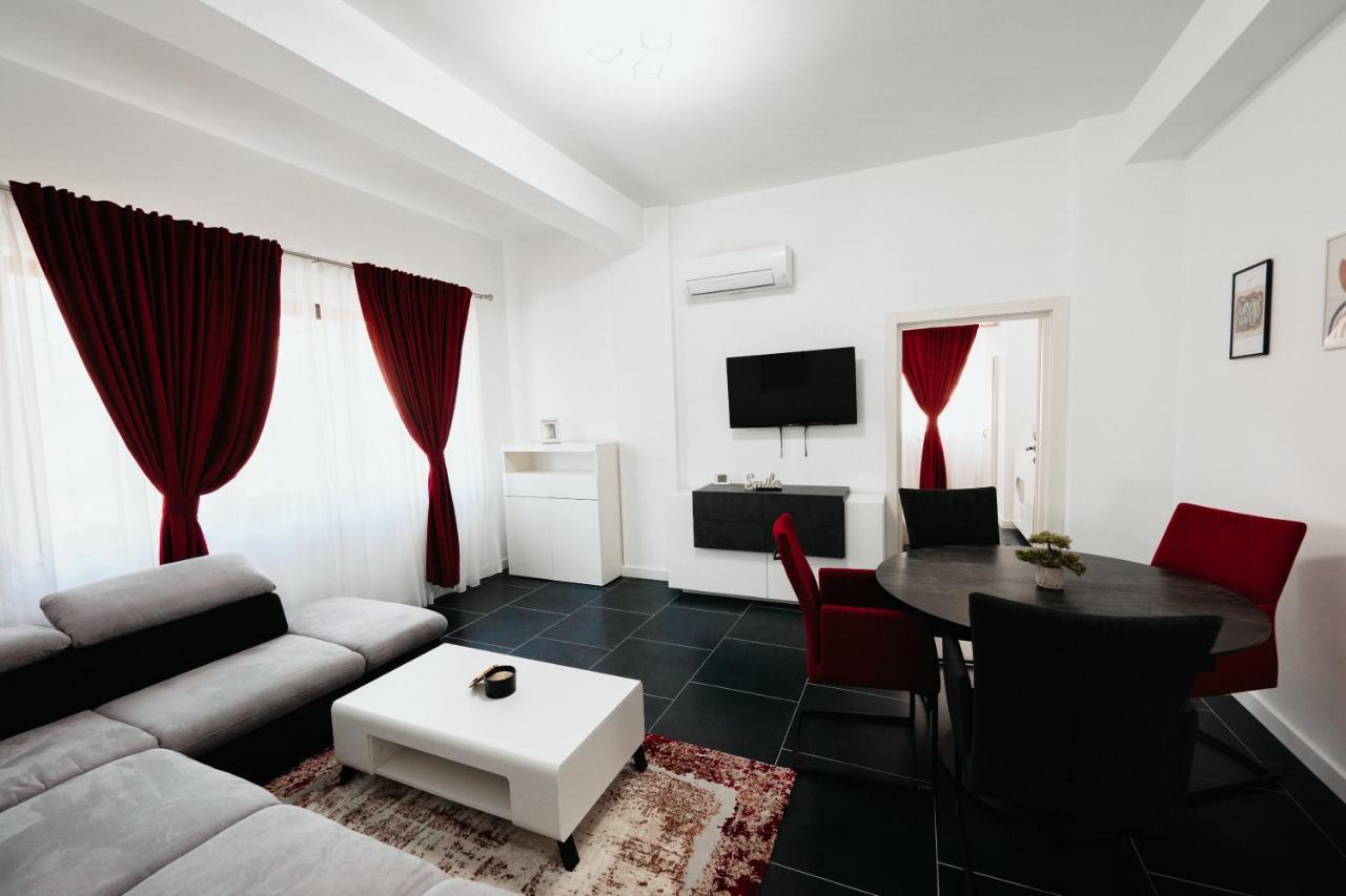 Cozy Aparthotel - Central City Suceava Esterno foto