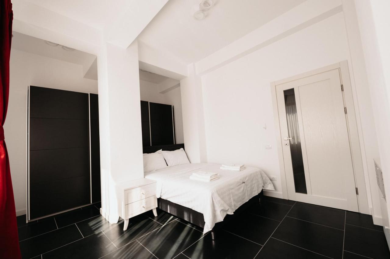 Cozy Aparthotel - Central City Suceava Esterno foto