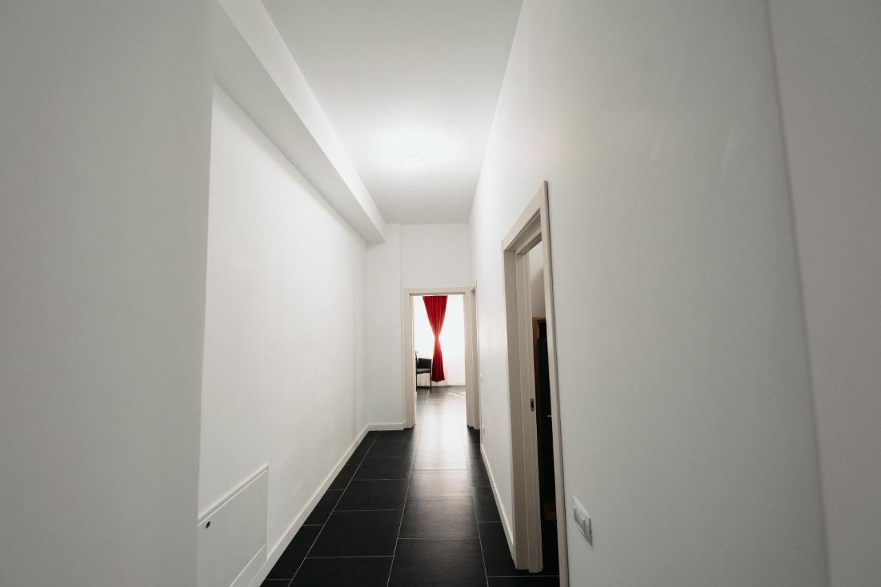 Cozy Aparthotel - Central City Suceava Esterno foto